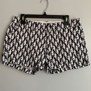 Women’s Old Navy printed cotton shorts - size 6